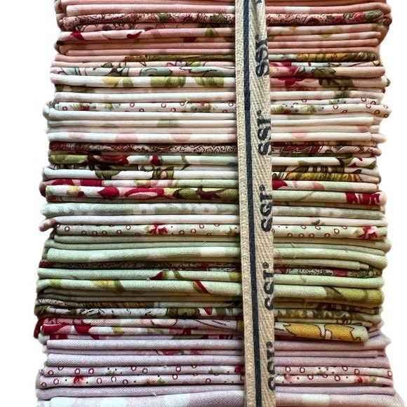 Fabric Tower by Robyn Randolph-South Seas Imports (OOP) - Picture 5 of 9